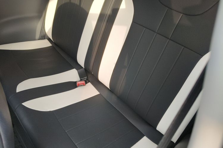 长安启源 长安Lumin 2023款 205km 香沁款中控内饰21