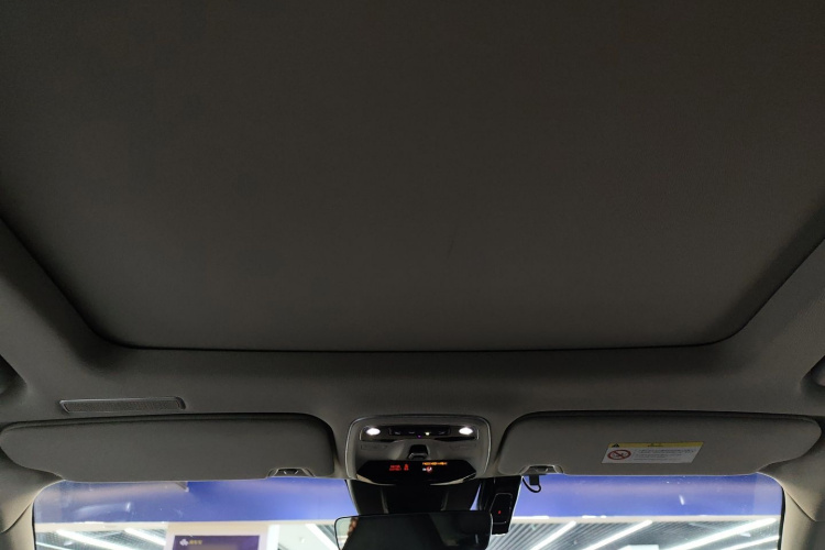 领克01 2017款 2.0T 四驱劲Pro版中控内饰22