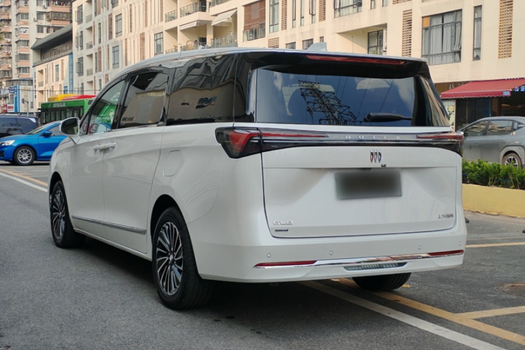 别克GL8新能源 2025款 陆尚 先享版 7座车身外观6009