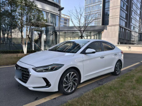 现代 领动 2019款 1.5L CVT智炫·精英型