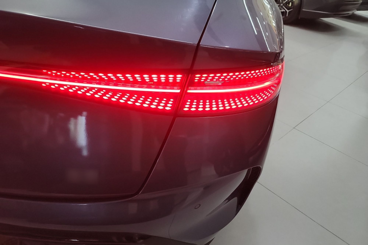 比亚迪 海豹 2023款 冠军版 550km 尊贵型车身外观9