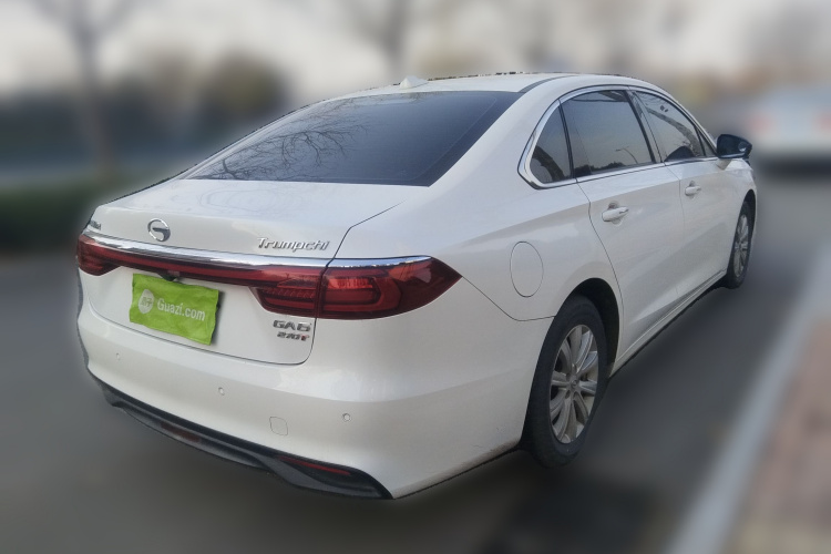 广汽传祺 传祺GA6 2019款 270T 自动精英版车身外观7