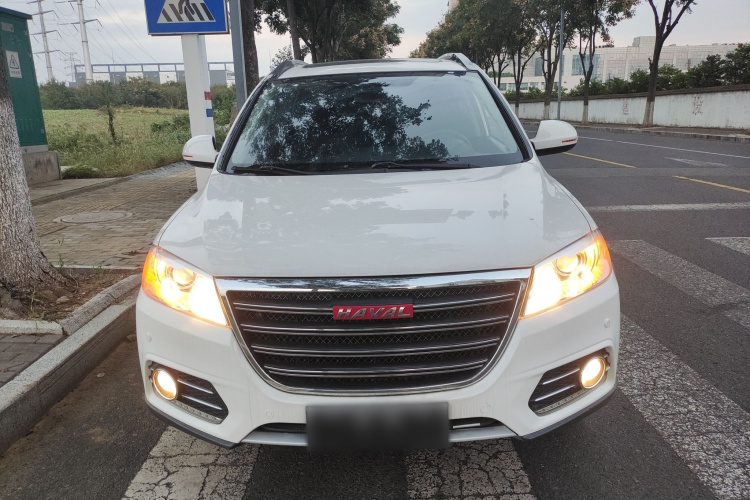 哈弗H6 2014款 运动版 2.4L 自动精英型车身外观2