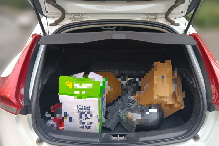 沃尔沃V40 2015款 1.6T 智逸版中控内饰23