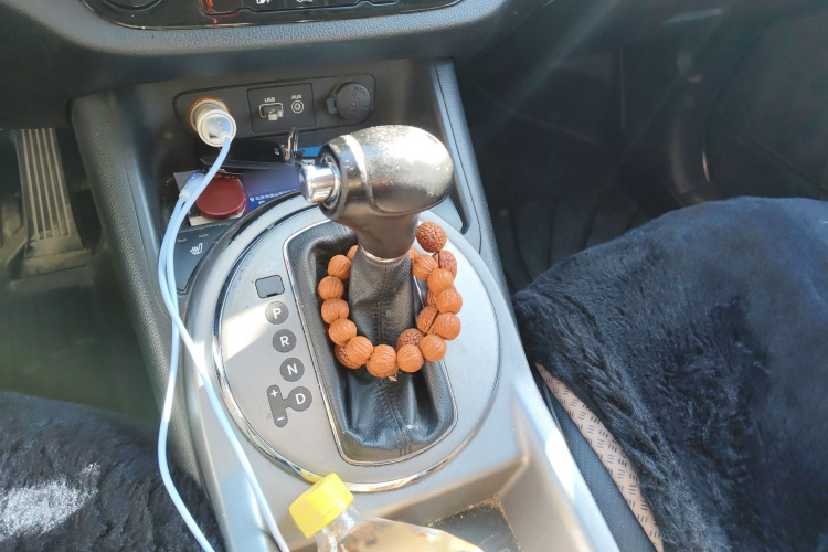 起亚 智跑 2015款 2.0L 自动两驱版DLX局部细节18