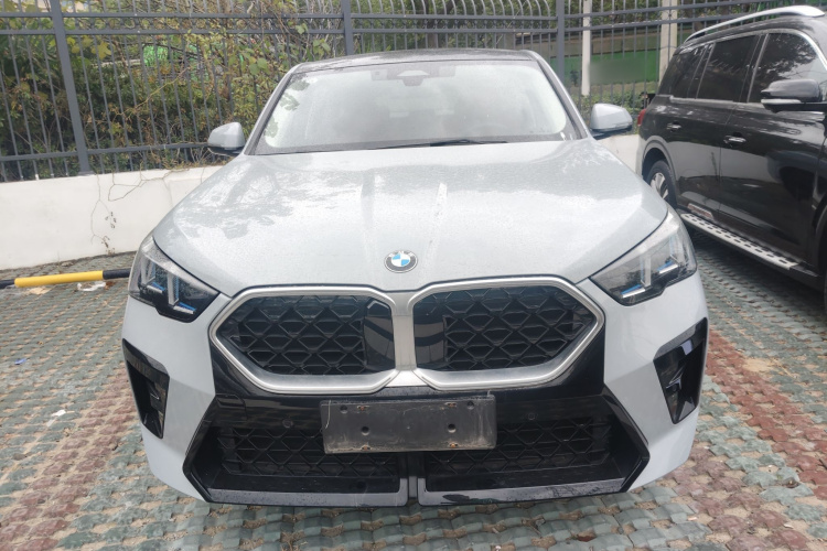 宝马X2(进口) 2024款 sDrive25i M运动套装车身外观2