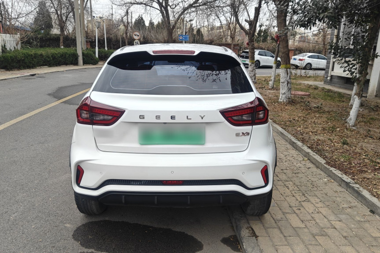 吉利几何 EX3 功夫牛 2021款 坚强牛牛车身外观6007