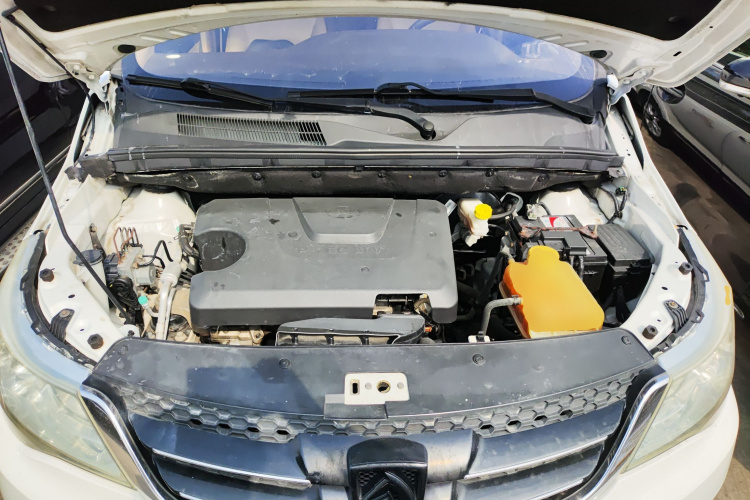 宝骏730 2016款 1.5L 手动豪华型 7座局部细节24