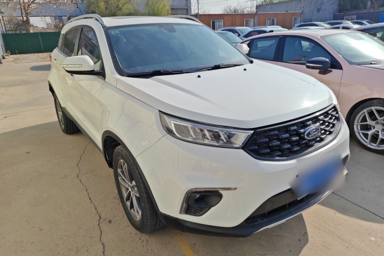 福特 2020款 领界S EcoBoost 145 CVT铂领型车身外观3