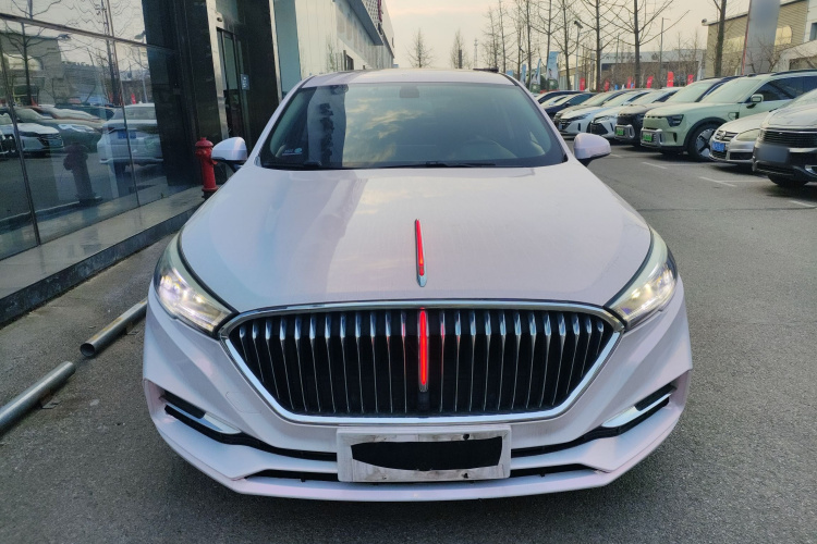 红旗H5 2020款 1.5T DCT旗韵版车身外观2