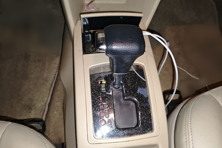 大众 Polo 2009款 劲情 1.6L 自动风尚版局部细节18