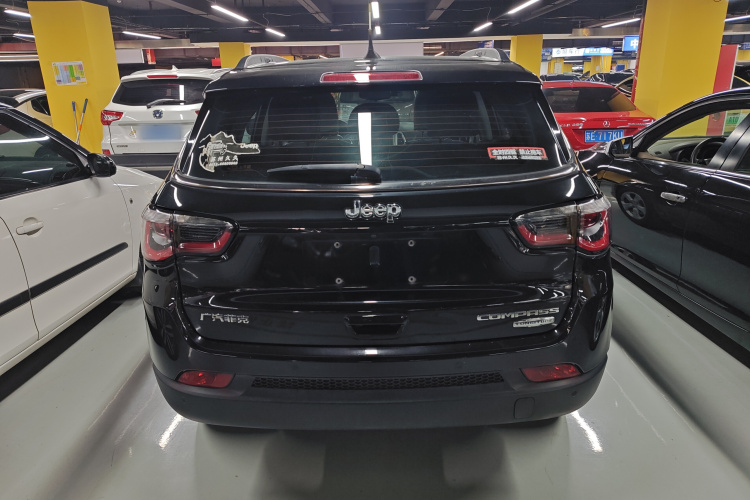 Jeep 指南者 2017款 200T 自动家享版车身外观6004