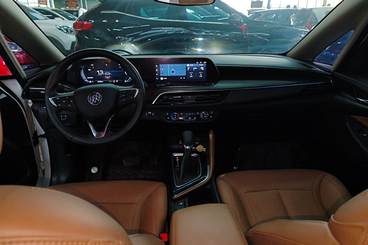 别克GL6 2021款 323T 轻混动互联豪华型中控内饰12