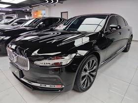 沃尔沃S90 2025款 B5 智远豪华版