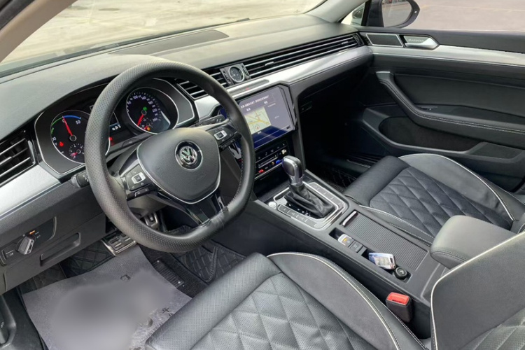 大众 迈腾GTE插电混动 2020款 GTE 豪华型中控内饰7005