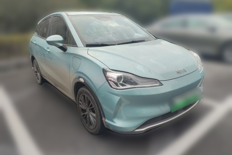 哪吒汽车 哪吒V 2022款 潮 400 Lite车身外观6002