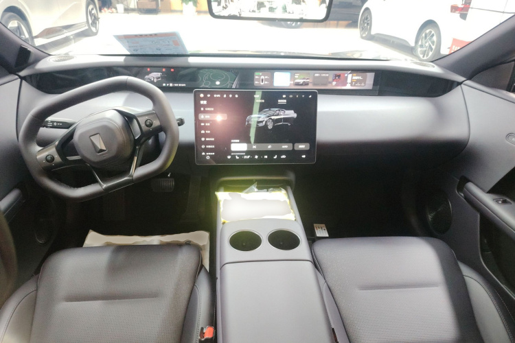 阿维塔06 2025款 Max增程版中控内饰12