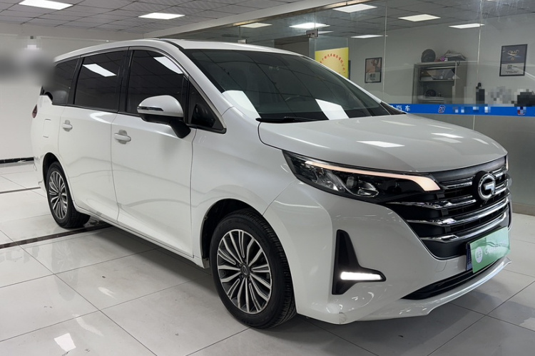 广汽传祺 传祺M6 2019款 270T DCT尊荣版（七座）国VI车身外观6003