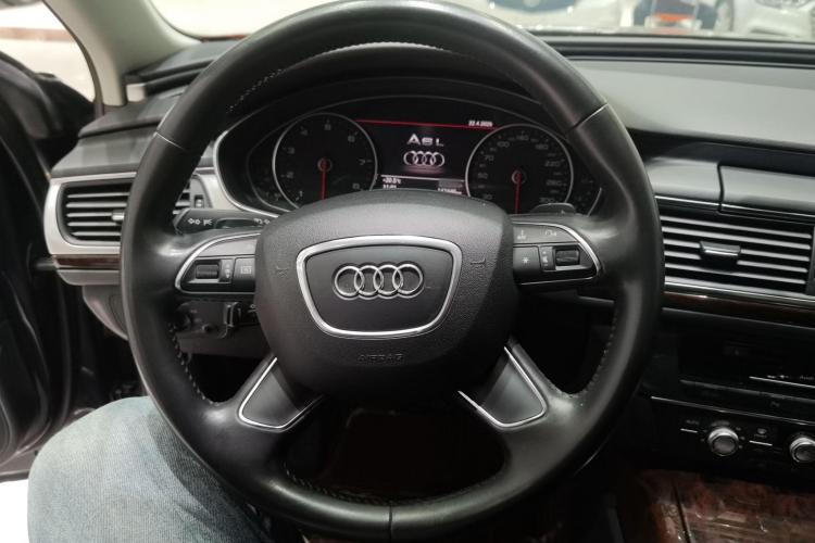 奥迪A6L 2015款 TFSI 百万纪念智领型局部细节13