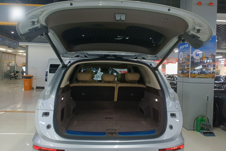 鸿蒙智行 问界M7 2024款 1.5T 智驾四驱Max版 5座局部细节23