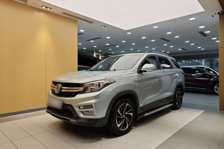 东风风光 风光S560 2018款 1.8L CVT尊贵型车身外观1