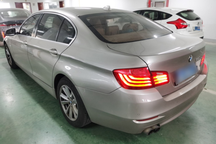 宝马5系 2014款 520Li 典雅型车身外观4