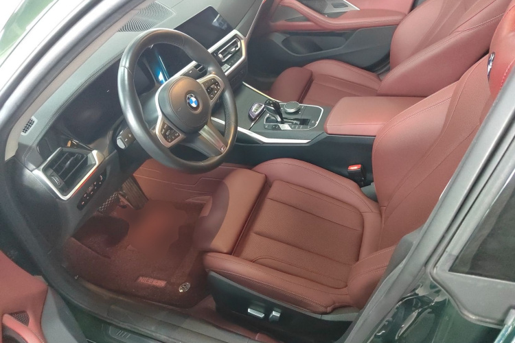 宝马4系 2022款 425i Gran Coupe M运动套装中控内饰19