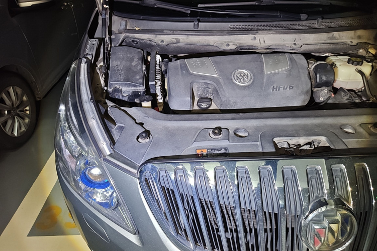 别克GL8 2013款 3.0L XT豪华商务旗舰版局部细节9006