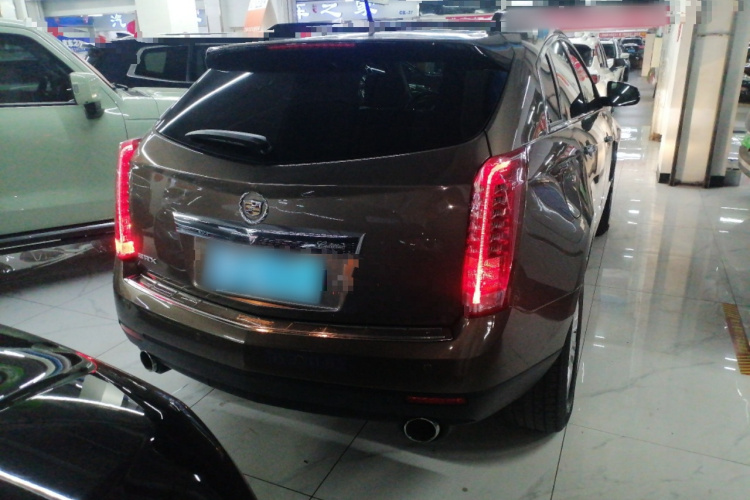 凯迪拉克SRX 2015款 3.0L 舒适型车身外观7