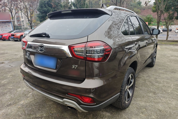 比亚迪S7 2017款 2.0T 自动豪华型车身外观7