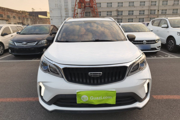 吉利汽车 远景X3 2021款 PRO 1.5L CVT尊贵型车身外观6001