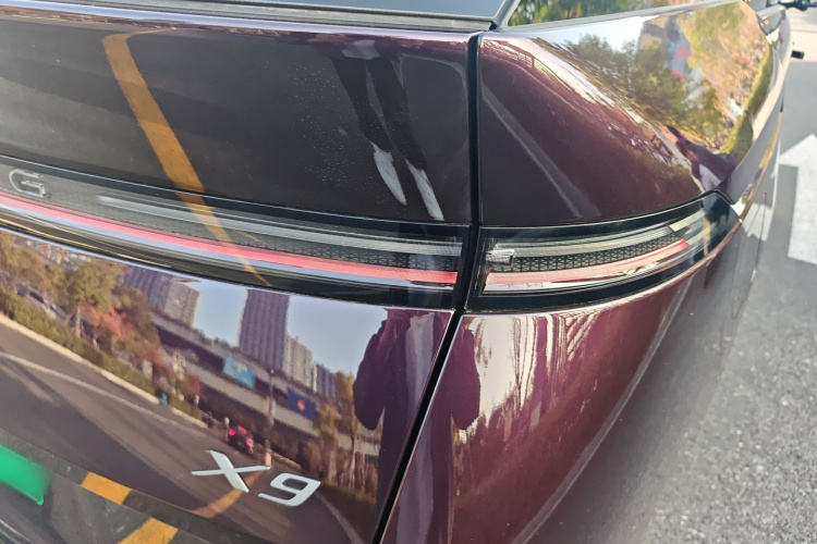 小鹏X9 2025款 740超长续航 Max车身外观6006