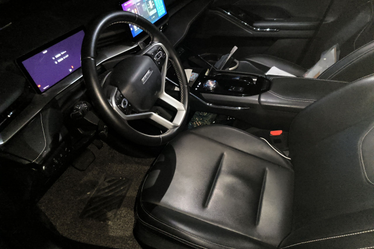 哈弗H6 2022款 第三代 1.5T 自动两驱Pro中控内饰19