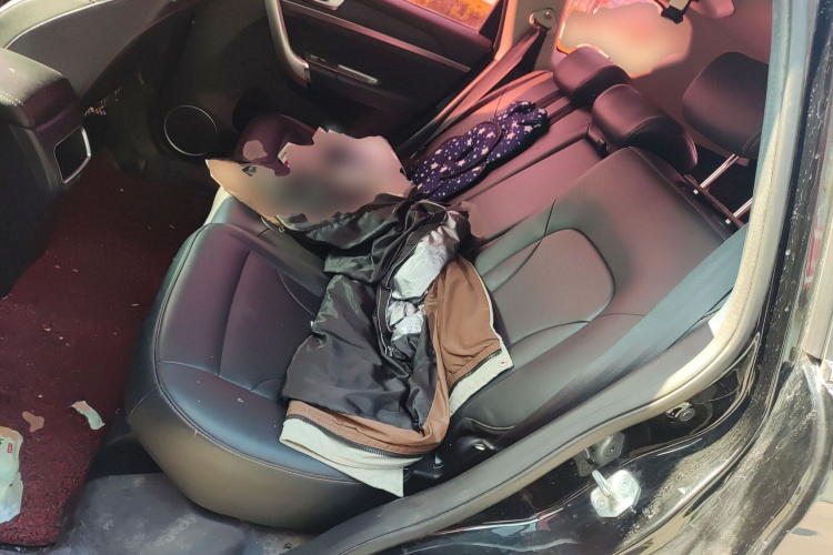 哈弗H6 2017款 蓝标 运动版 1.5T 手动两驱精英型中控内饰21