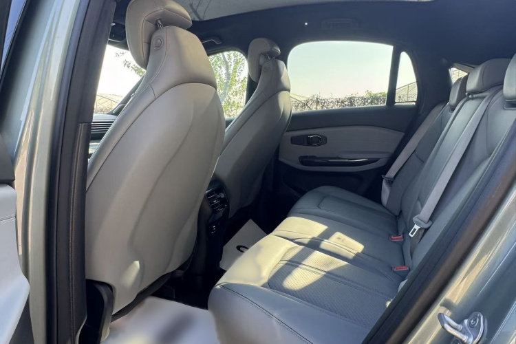 蔚来EC6 2020款 440KM 签名版中控内饰7009