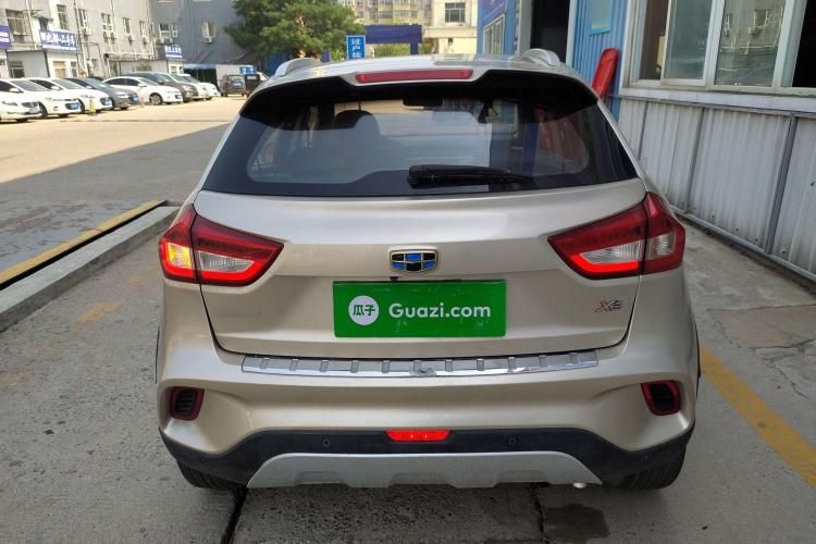 吉利汽车 远景X3 2017款 1.5L 自动尊贵型车身外观6