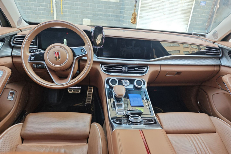 红旗H9 2020款 2.0T 智联旗享版中控内饰12