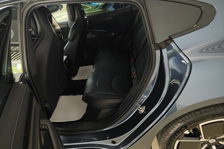 小米汽车 小米SU7 2024款 后驱长续航智驾版中控内饰7004