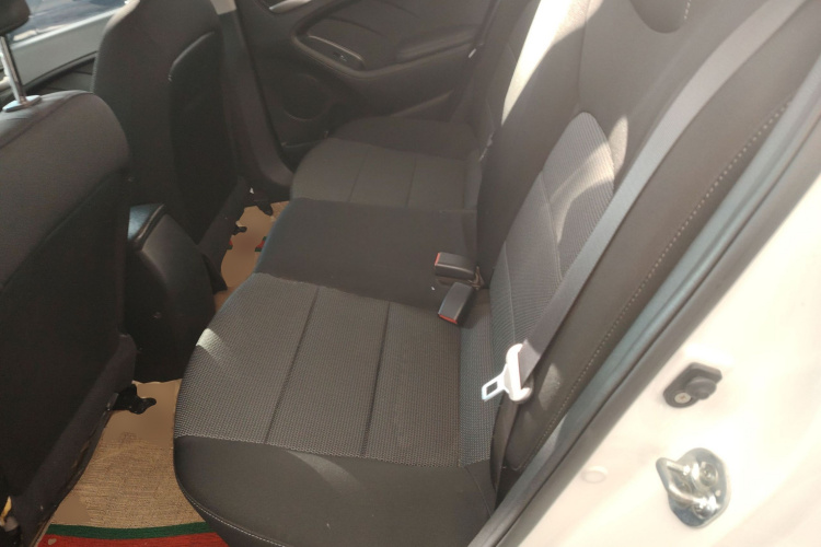 起亚K3 2016款 1.6L 自动GL中控内饰7004