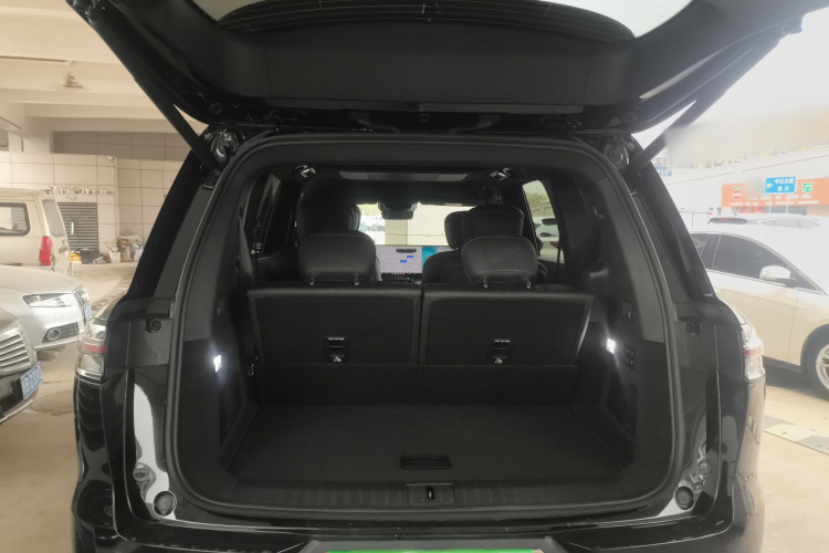 奇瑞 风云T11 2026款 220四驱双IMAX影院版机舱底盘23