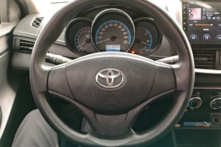丰田 YARiS L 致炫 2016款 改款 1.3E 手动魅动版局部细节13