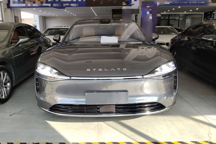 鸿蒙智行 享界S9 2024款 纯电 Ultra 四驱旗舰版车身外观2