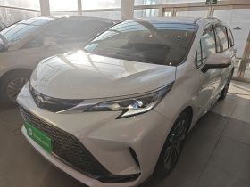 丰田 格瑞维亚 2022款 2.5L混动 旗舰版