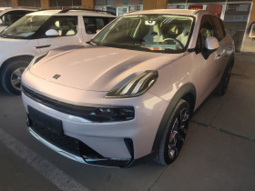 领克06 EM-P 2022款 PHEV Shero粉色特别版