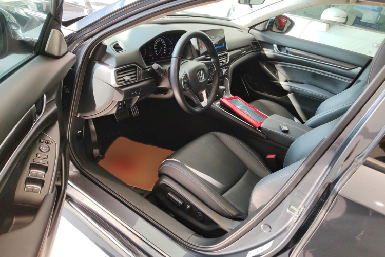 本田 雅阁 2022款 260TURBO 幻夜·尊贵版局部细节19