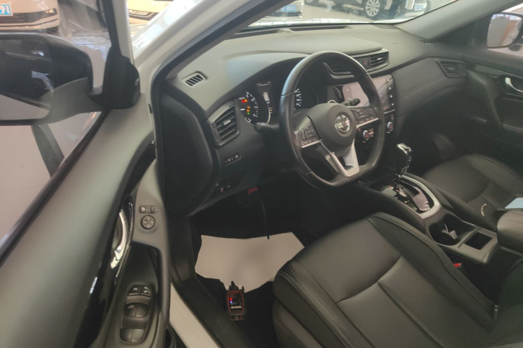 日产 奇骏 2021款 2.0L CVT 2WD XL ITS智联舒适版中控内饰20