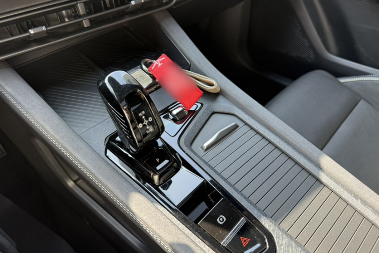 领克03 2023款 1.5TD DCT劲Pro中控内饰7005