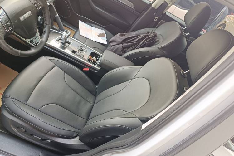 哈弗H6 2018款 运动版 1.5T 自动两驱精英型 国V中控内饰19
