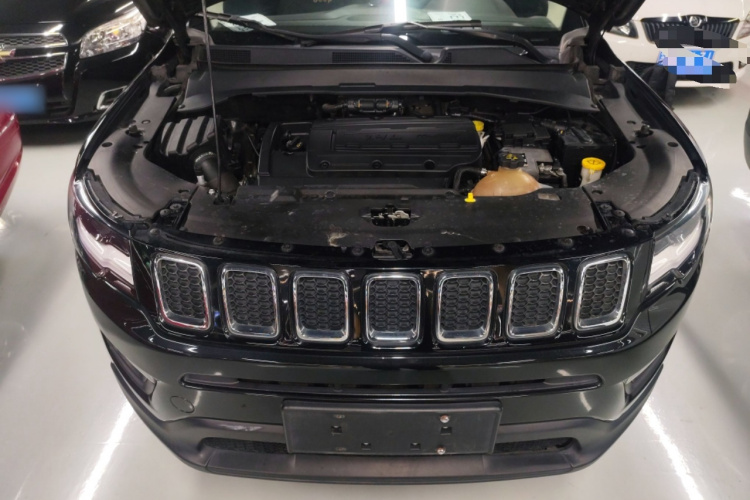 Jeep 指南者 2017款 200T 自动家享版局部细节24