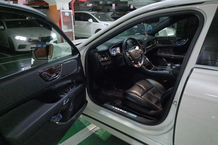 林肯大陆 2019款 2.0T 两驱尊雅版 国VI中控内饰20